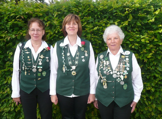 Damenbeste Margot Drechsler, 2. Brigitte Wippich, 3. Christine Koch 