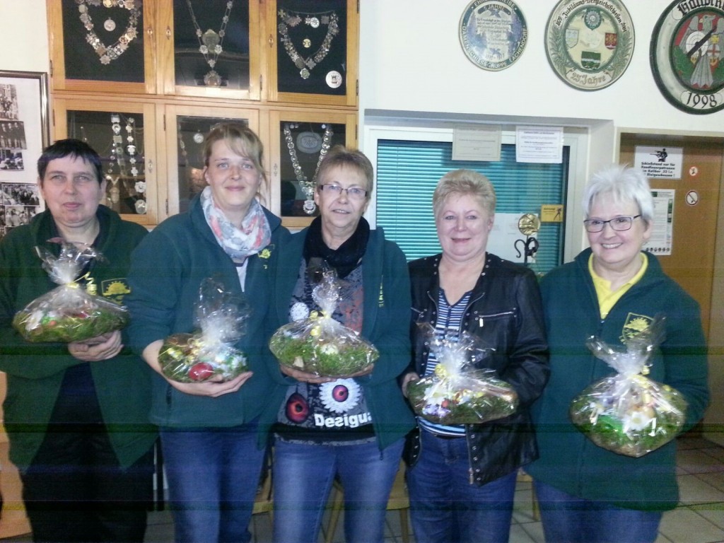 v. l. Maja Röver, Tanja Thies, Siegerin Renate Rusche, Hannelore Müller und Ilona Zwickert